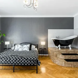 Апартаменты Clicktheflat Chmielna 7, Варшава